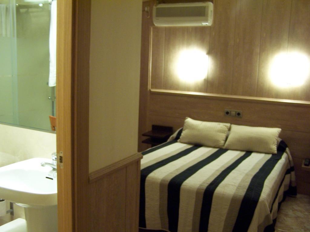 Hostal El Carmen Zaragoza Eksteriør billede