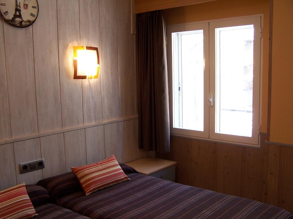 Hostal El Carmen Zaragoza Eksteriør billede