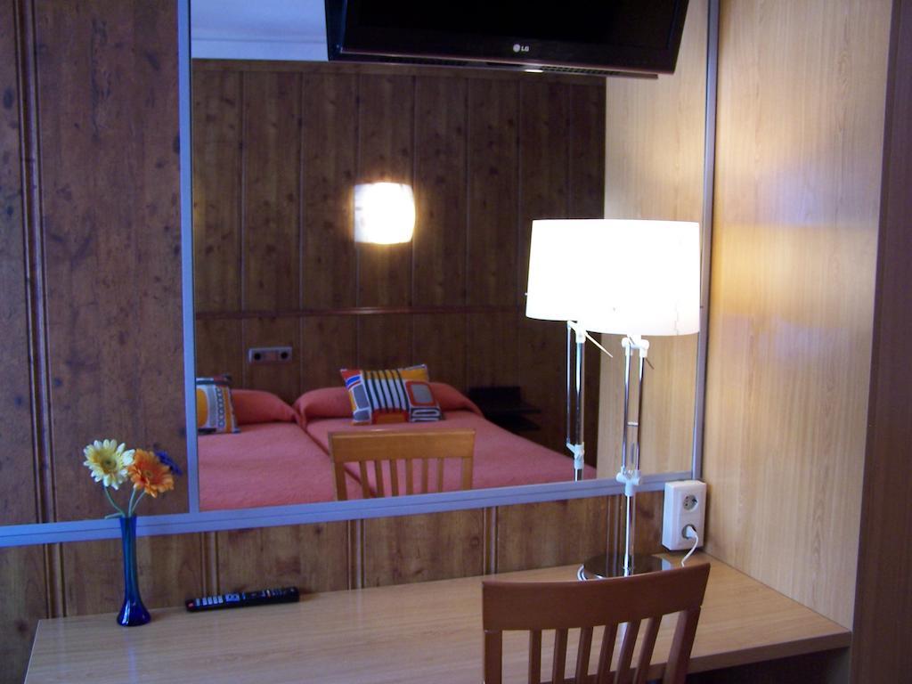 Hostal El Carmen Zaragoza Eksteriør billede