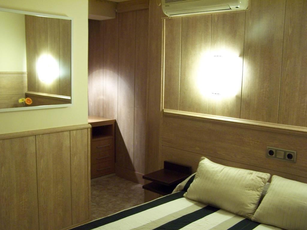 Hostal El Carmen Zaragoza Eksteriør billede